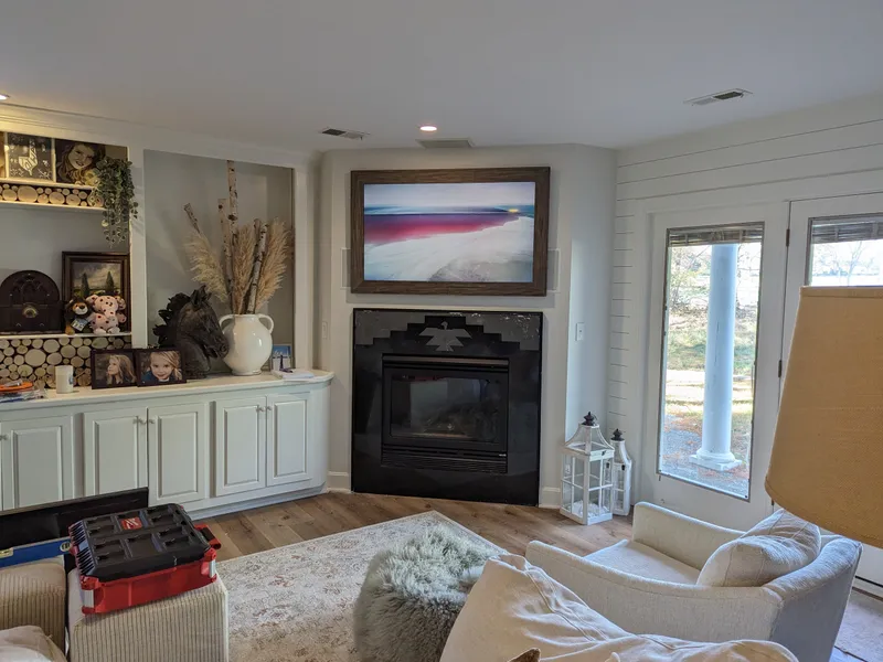 Wall mount TV Bellewood Anchorage