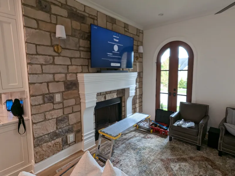 Wall mount TV Crestwood KY