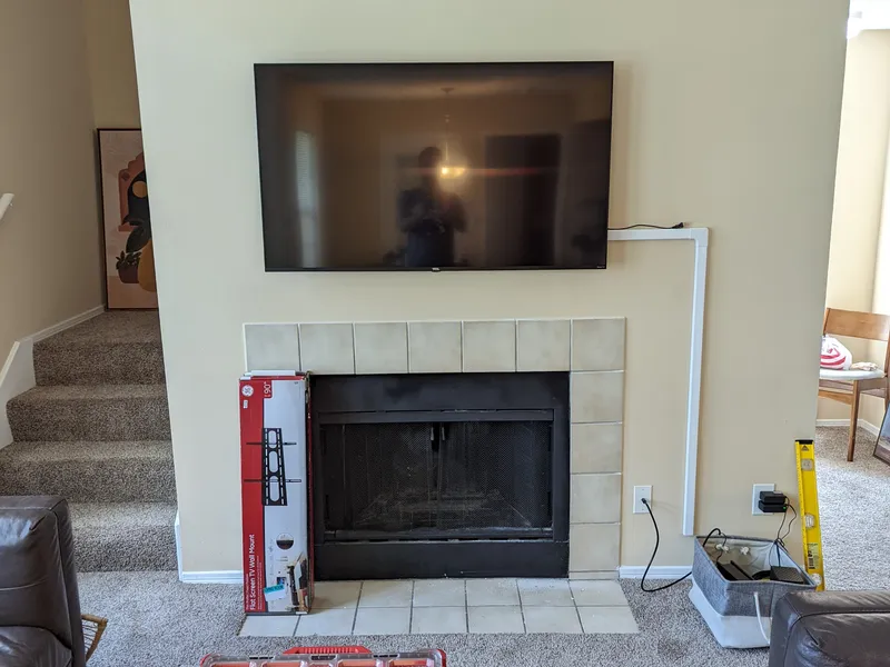 Fireplace TV mount J-Town